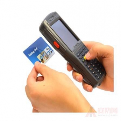 如何讓RFID讀寫器的識別率達(dá)到100%？